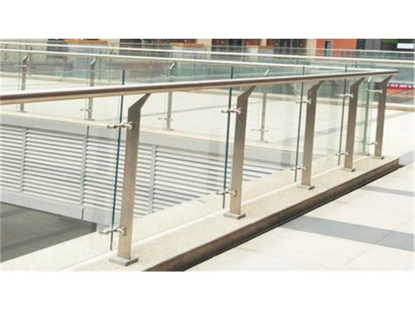 不銹鋼護(hù)欄圍欄表面處理方式有哪些？