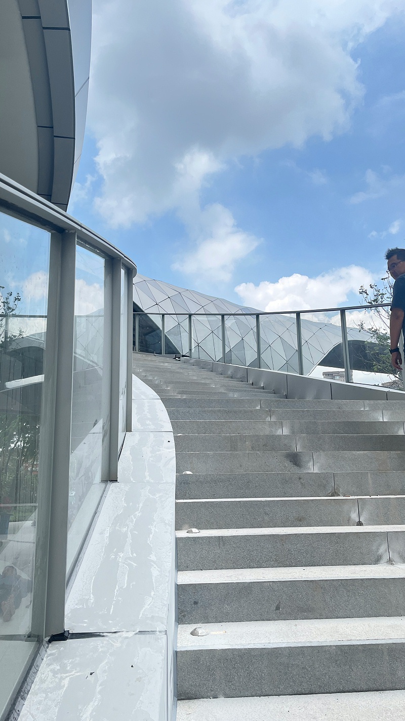 天橋玻璃護(hù)欄